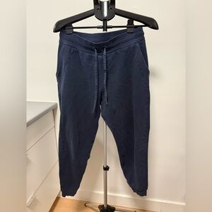 Lululemon Navy Cuffed Jogger Sweatpants Size 8